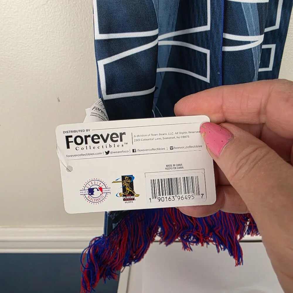 Forever Collect Chicago Cubs 2016 World Series Champions Joe Maddon Scarf NWT